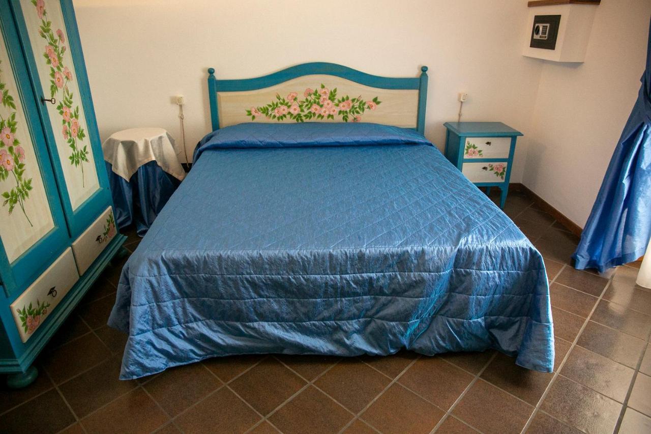 La Villetta Food & Drink Rooms For Rent - No Reception - ラクイラ エクステリア 写真