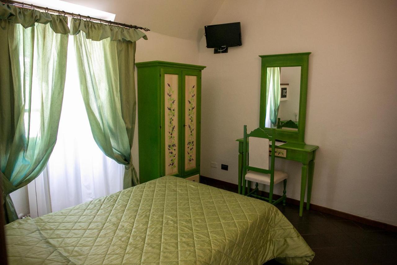 La Villetta Food & Drink Rooms For Rent - No Reception - ラクイラ エクステリア 写真